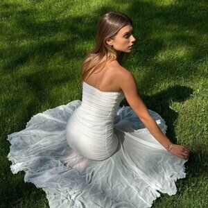 Superdown - Amaris Strapless Dress (white)